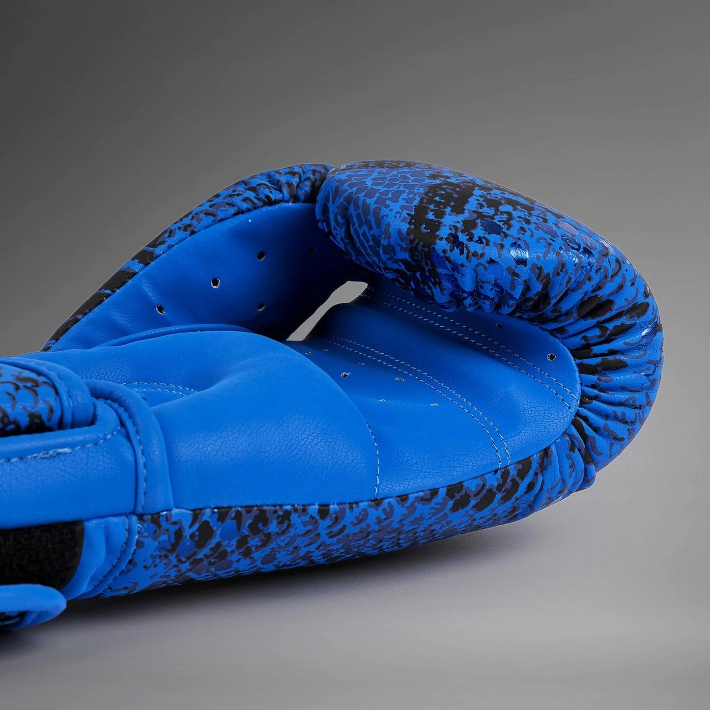 Venum Amazonia Boxing Gloves