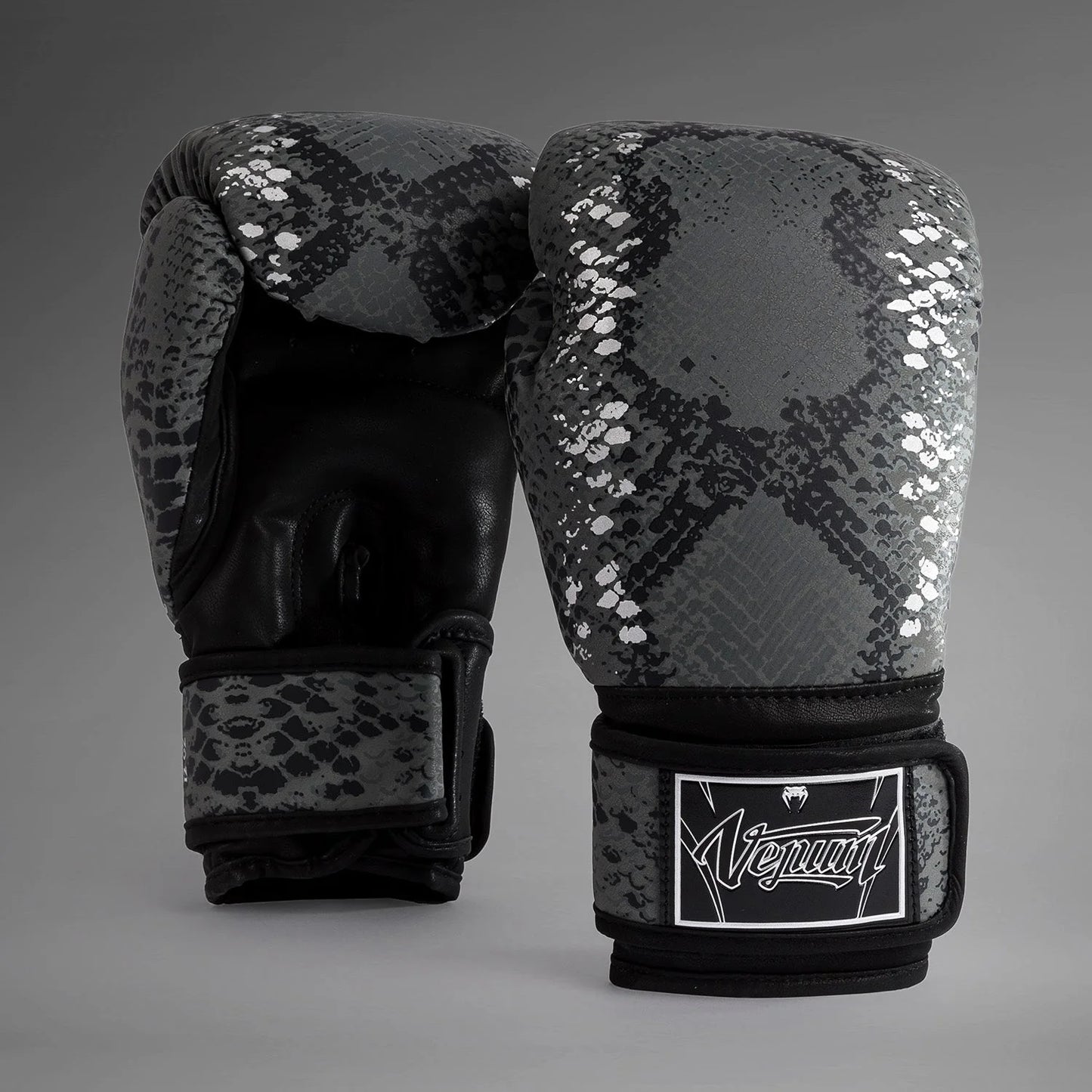 Venum Amazonia Boxing Gloves