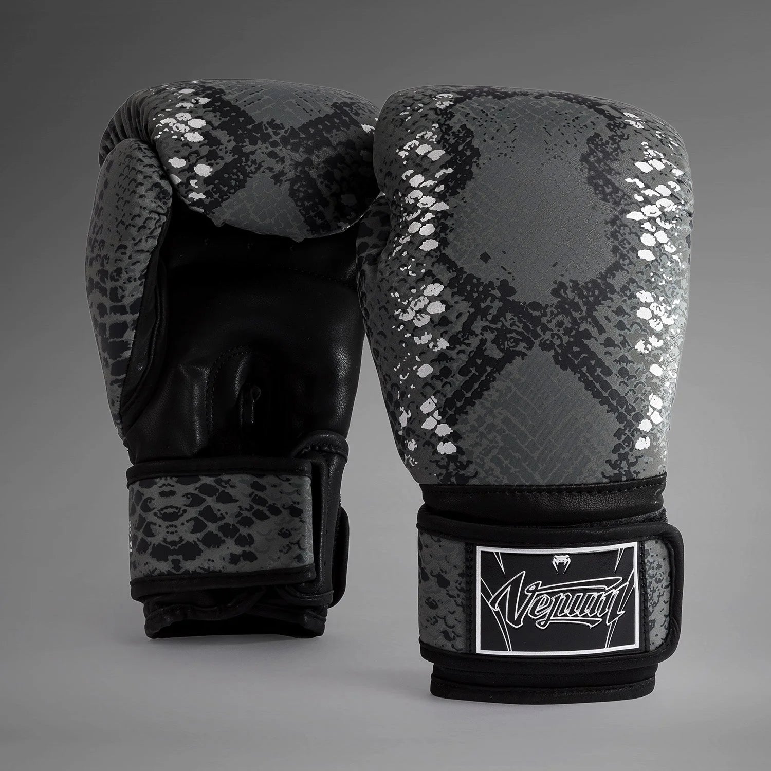 Venum Amazonia Boxing Gloves