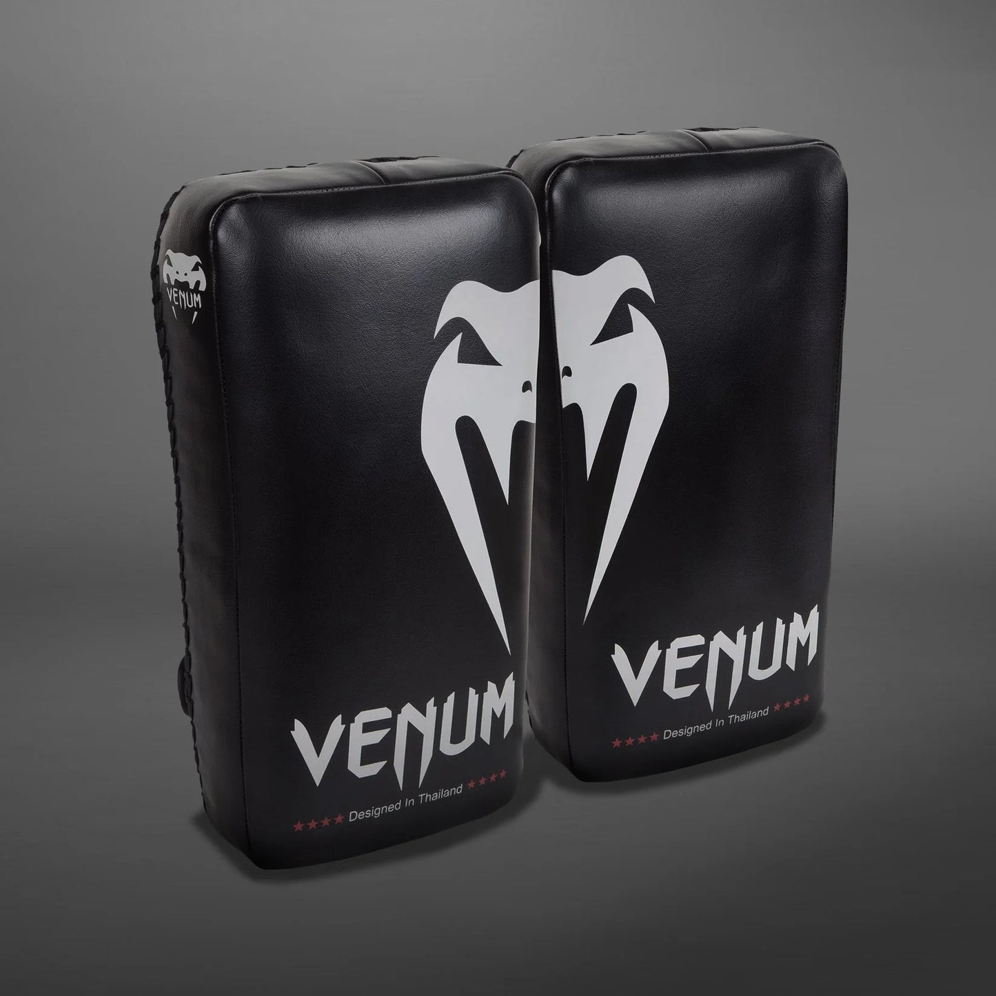 Venum Giant Kick Pads