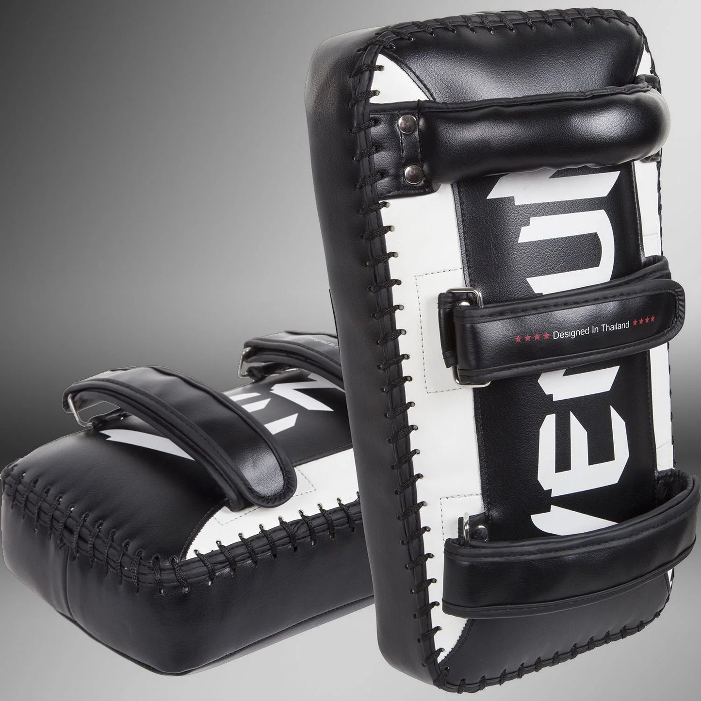 Venum Giant Kick Pads